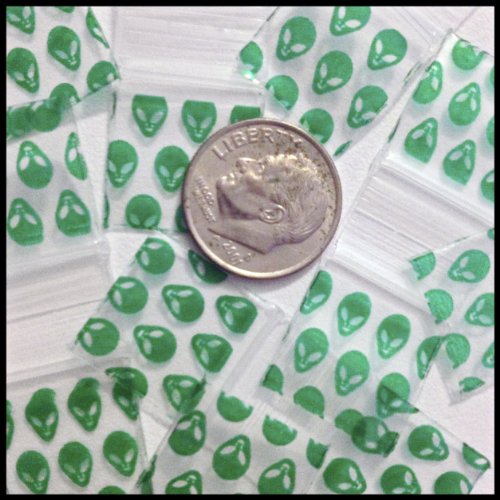 Original Apple Bags resealable bags, 5/8" x 5/8", ideal for storage and organization, featuring an alien-themed design.