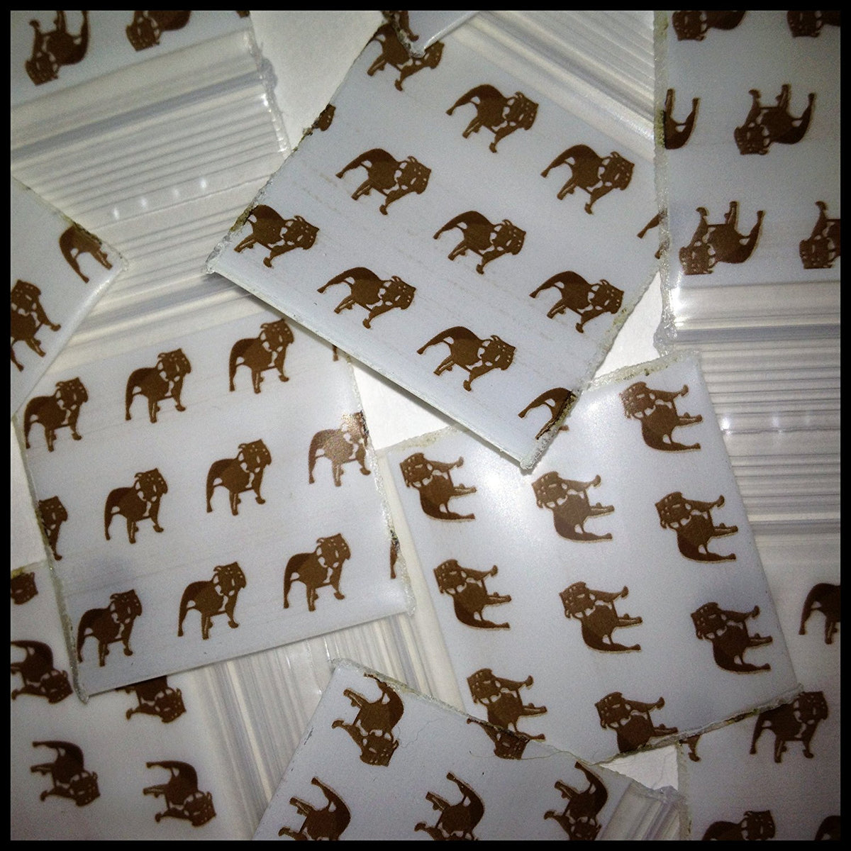Original Apple Bags resealable bags, 1.25 x 1.25 inches, perfect for packaging small items or snacks.