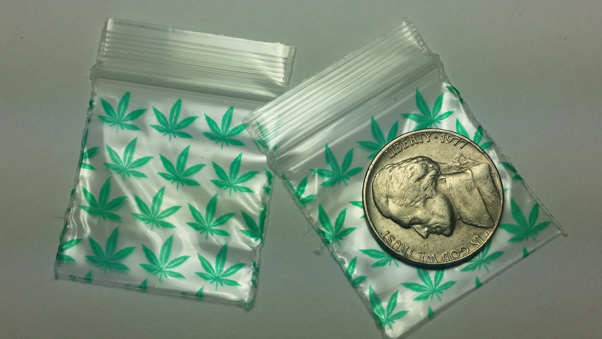 Original Apple Bags resealable bags with leaf design, measuring 1.25" x 1.25" for small storage and packaging.