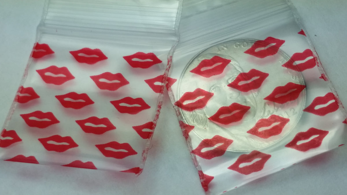 Close-up of lips printed on Original Apple Bags 1.25" x 3/4" paper bags, featuring a stylish lip design.