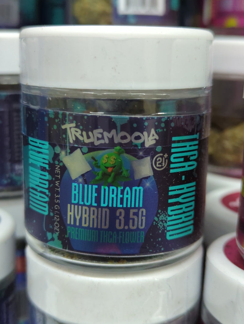 Premium indoor THC-A flower by The Baggie Store, 3.5g of Truemoola Premium indoor cannabis buds in a clear container.