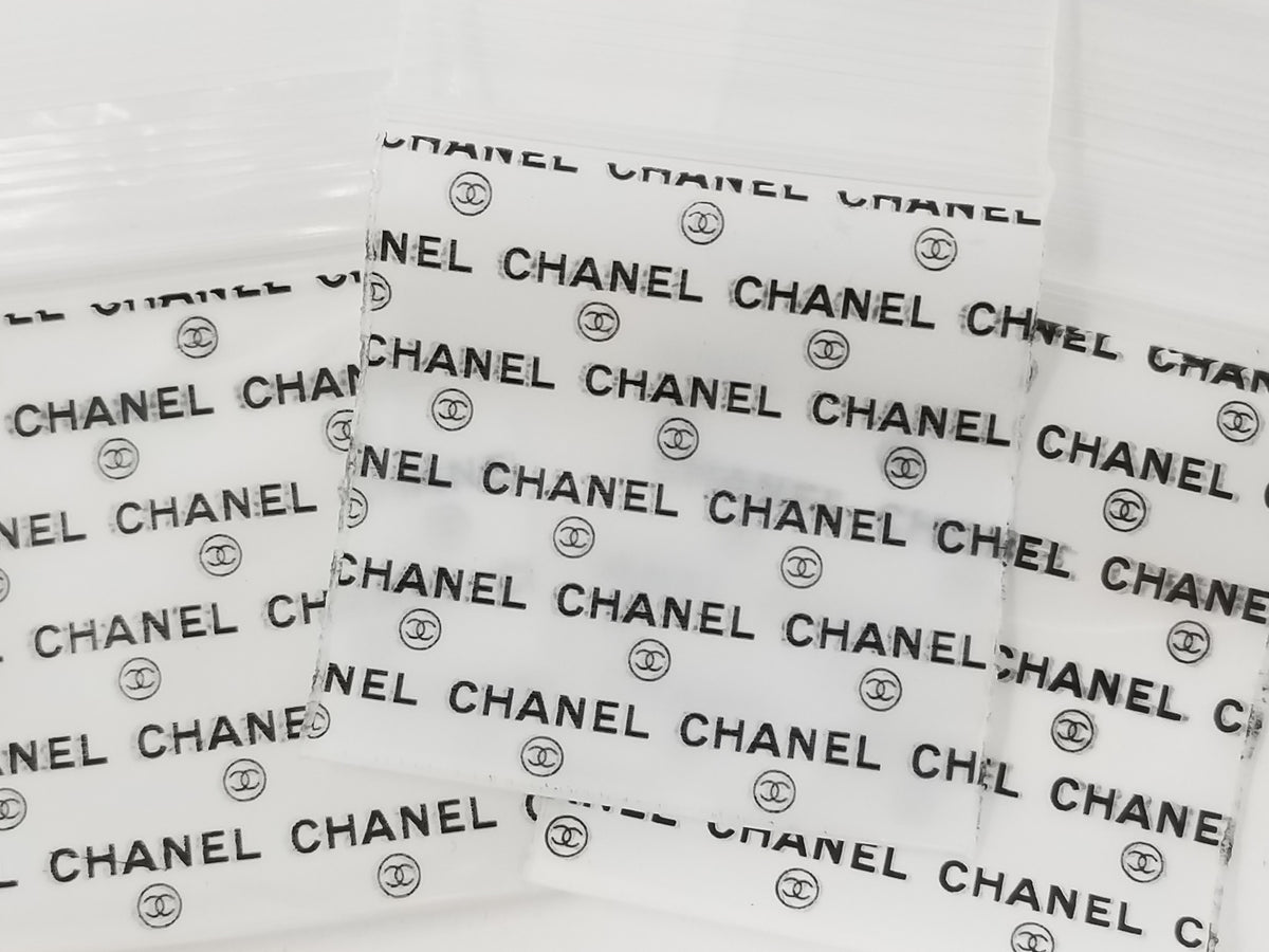 Resealable Apple Bags in various sizes by Original Apple Bags, featuring clear plastic design for fresh fruit storage.