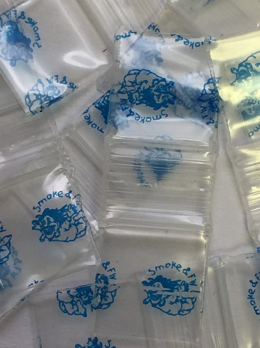 Resealable 1212 Original Apple Bags in smoke and fly colors, 1/2 inch by 1/2 inch, perfect for packaging small items.