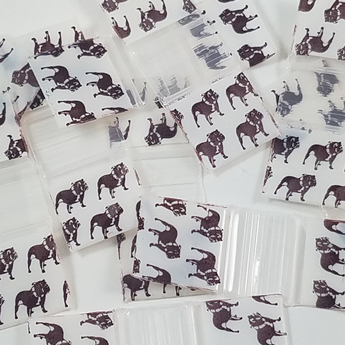 Resealable Original Apple Bags in 5/8 inch by 5/8 inch size, designed for secure storage and packaging.
