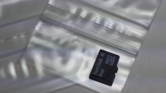 Clear 2010-S Original Apple Bags, resealable 2"x1" plastic bags for packaging or storage, shown in the image.