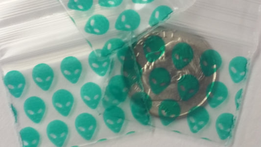 Green Alien 1034 Original Apple Bags 1 x 3/4 inch