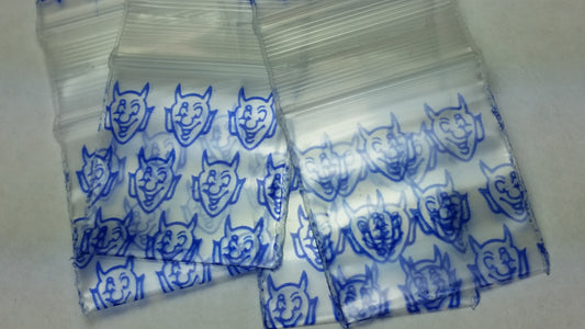 Resealable Original Apple Bags with lips design, 1" x 1" size, ideal for packaging small items or gifts