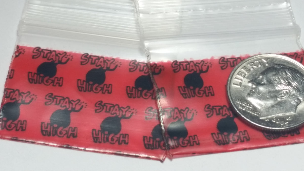 Resealable Original Apple Bags with 1.25" x 1" size, featuring a stay high design for secure storage.