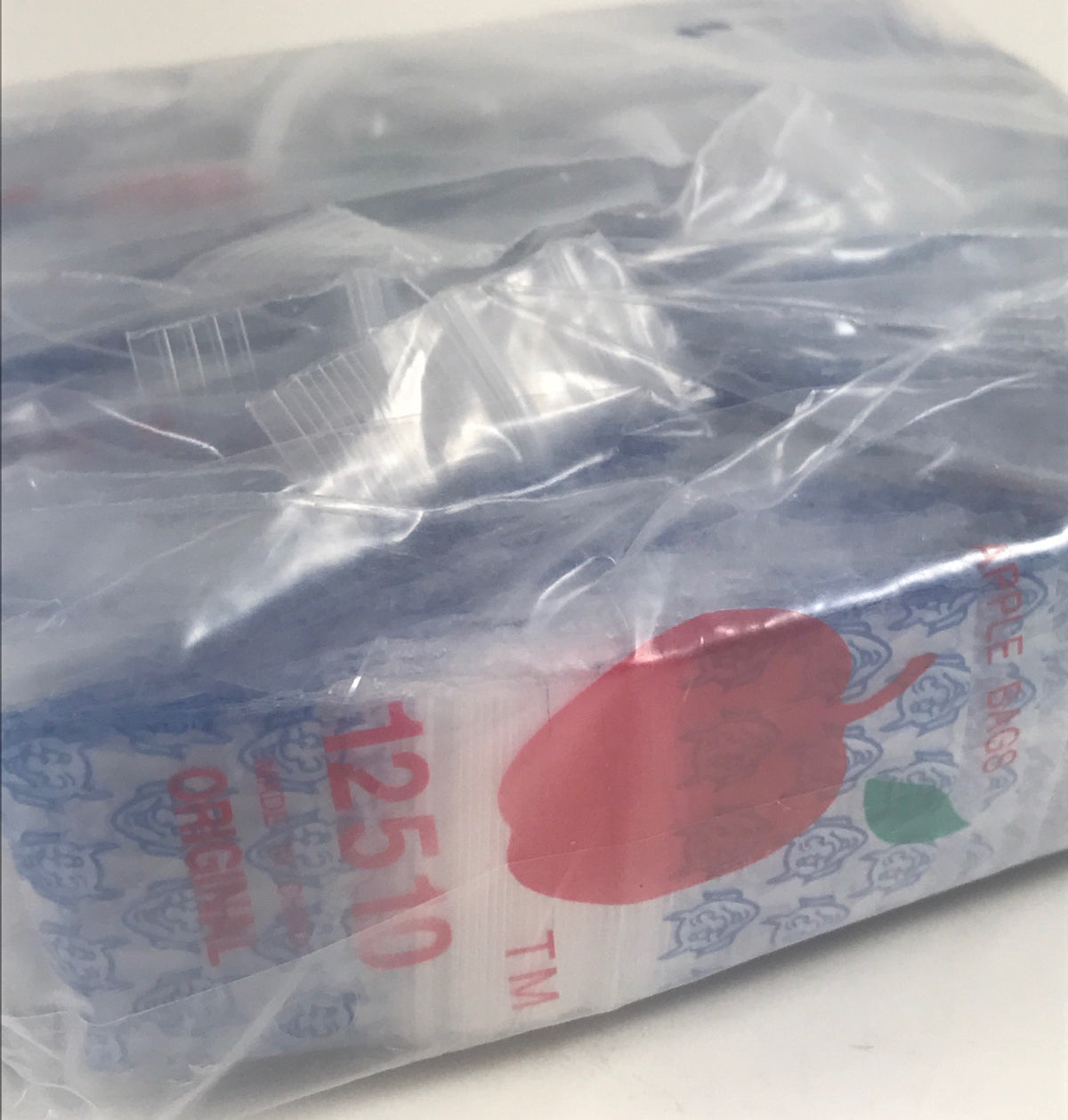 Blue Devil 12510 Original Apple Bags, 1.25" x 1", resealable plastic bags for storage or packaging.