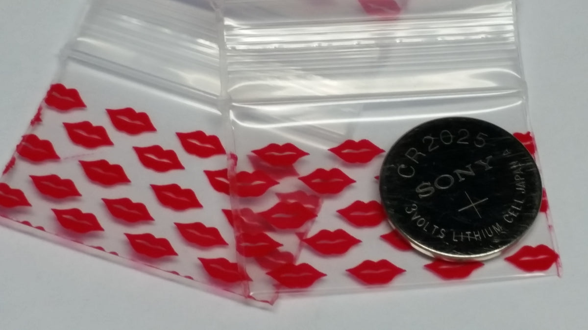 Resealable Original Apple Bags with lips, 1.5" x 1", transparent plastic storage bags for snacks or small items.
